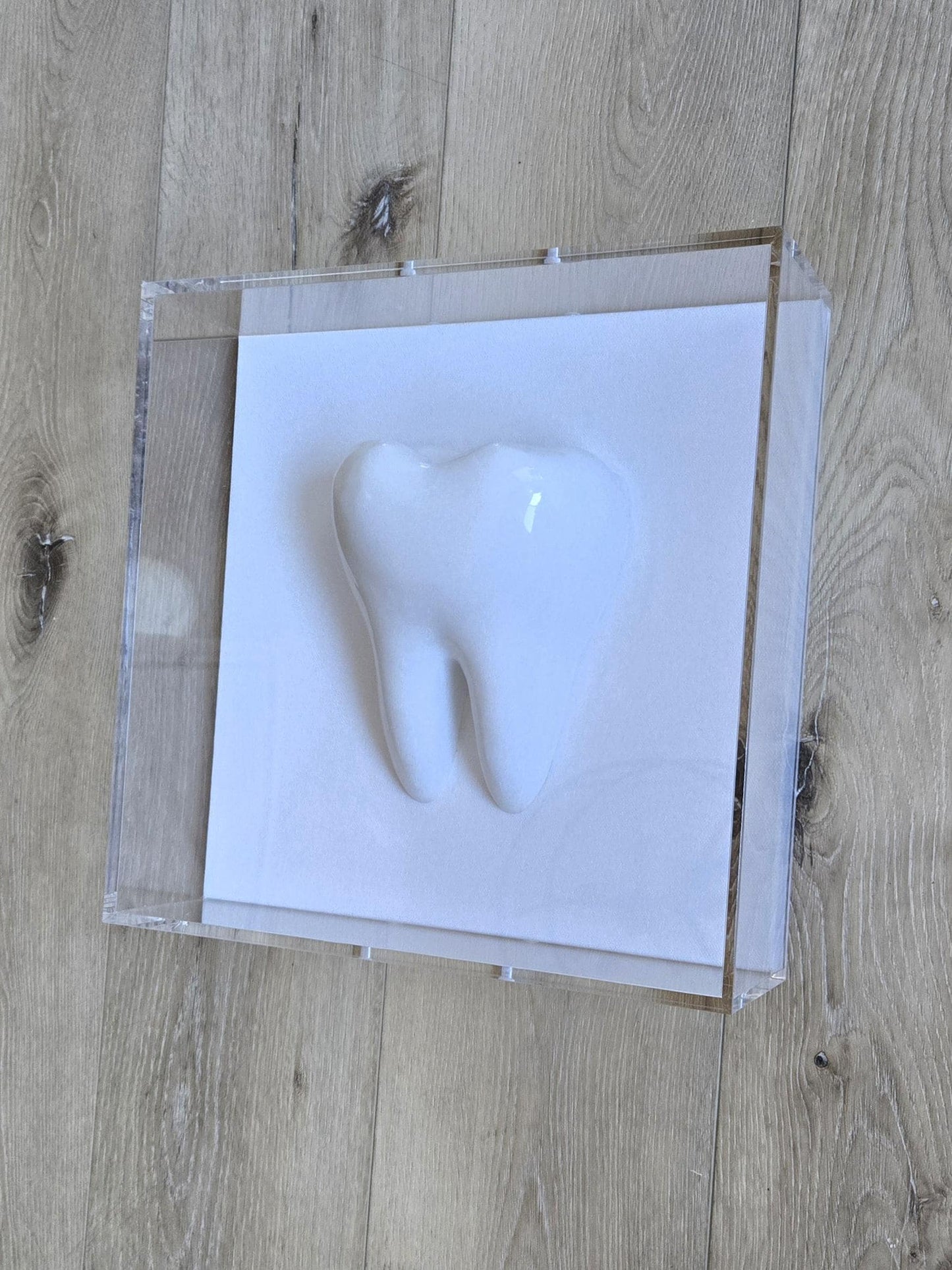 3D wall sculptures, resin installations, and custom tooth designed for luxury homes or offices.