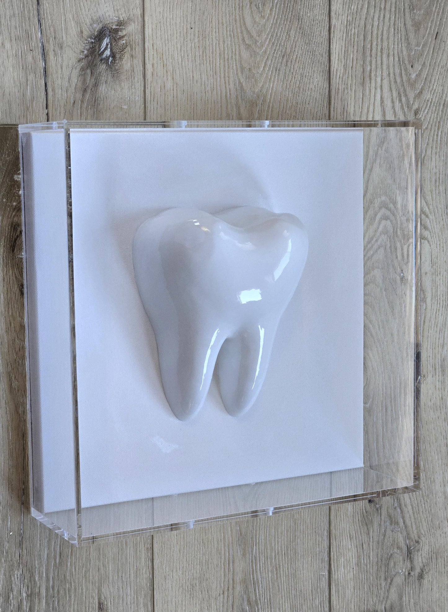 3D wall sculptures, resin installations, and custom tooth designed for luxury homes or offices.