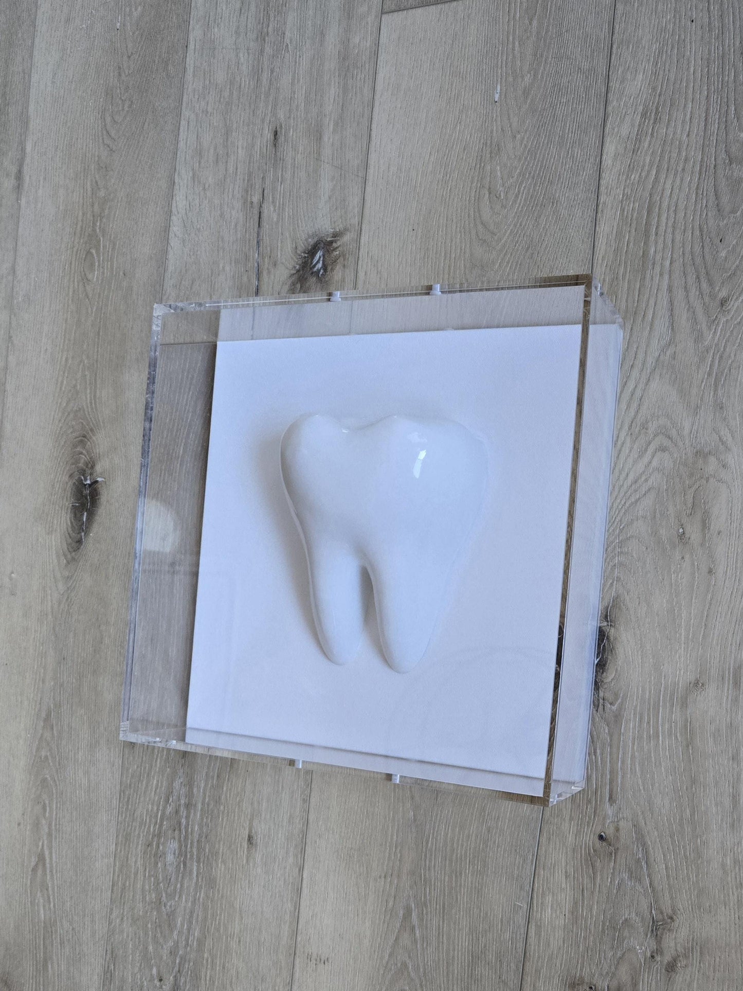 3D wall sculptures, resin installations, and custom tooth designed for luxury homes or offices.