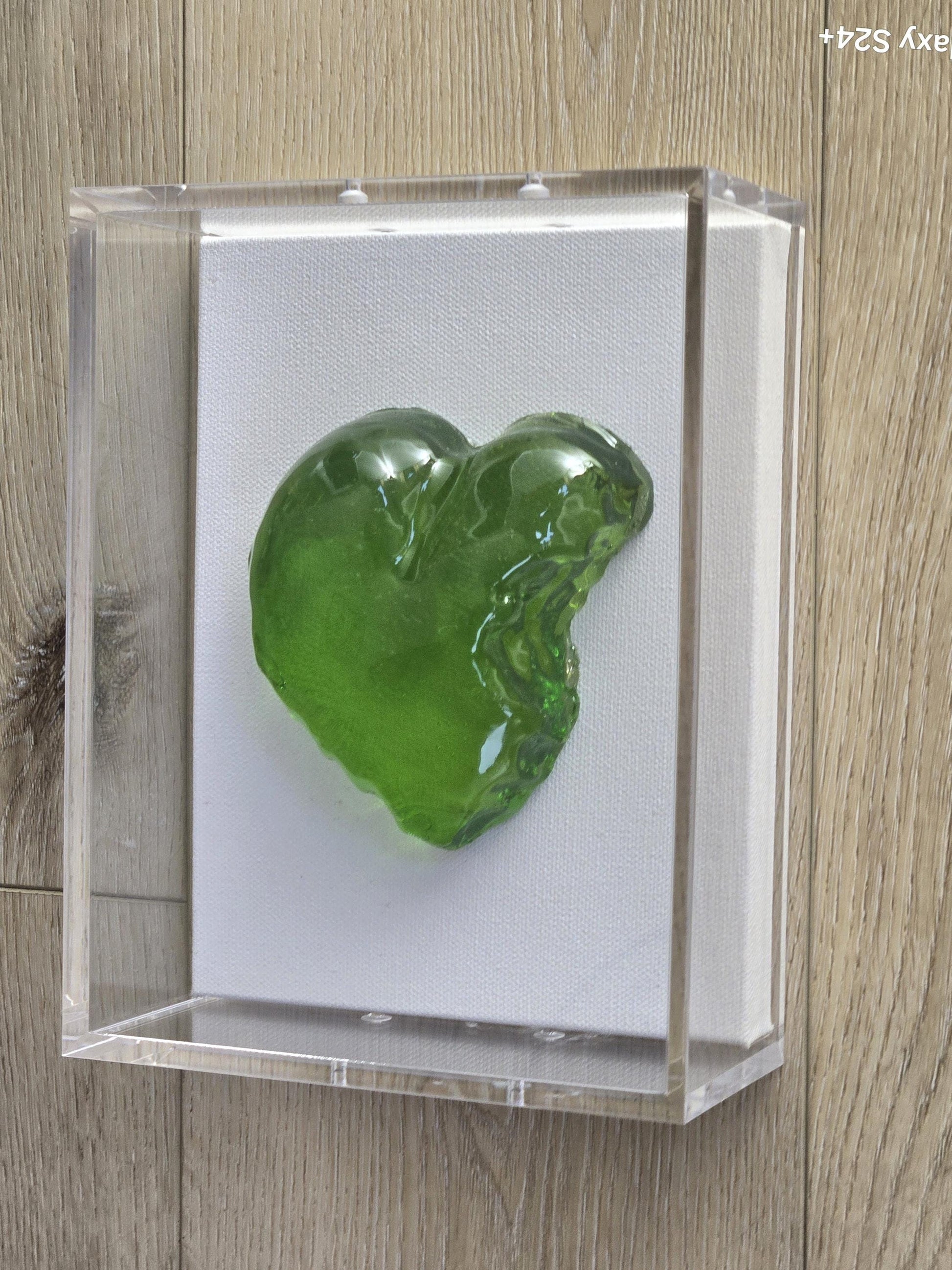 3D Resin Heart Sculpture – Hand-Poured Pop Art Wall Hanging (8x6x3 inch)