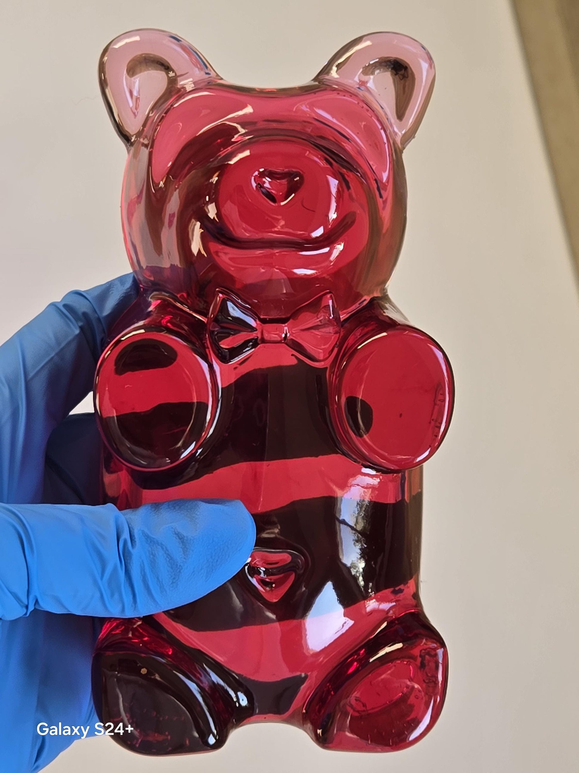 Oliver & Olivia Gummy Bear Wall Art | Pop Art Sculpture for Gallery Wall, Nursery Decor, Kids Room Decor, Cute 6 Inch Bear