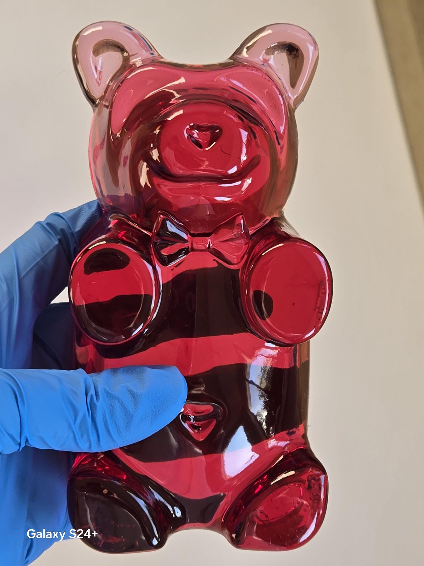 Oliver & Olivia Gummy Bear Wall Art | Pop Art Sculpture for Gallery Wall, Nursery Decor, Kids Room Decor, Cute 6 Inch Bear