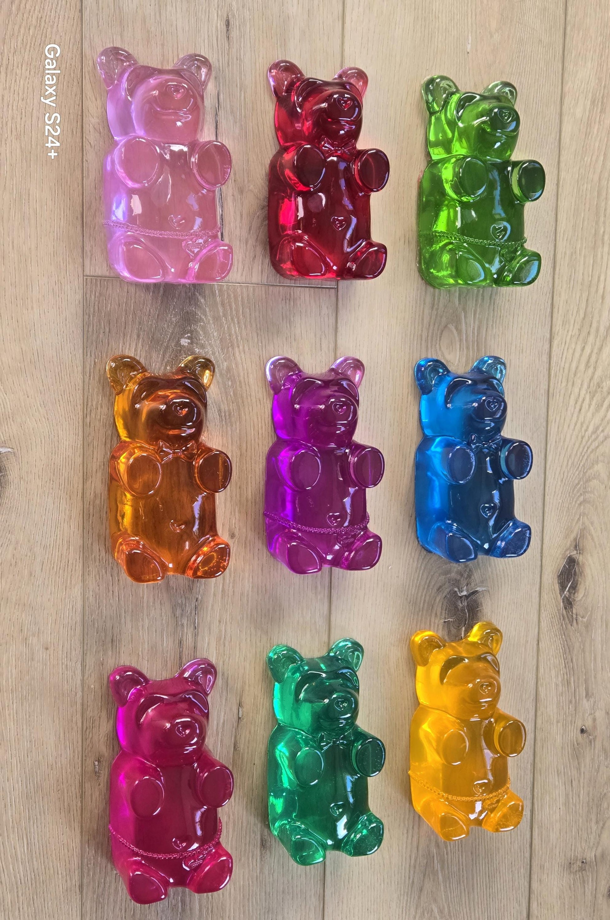 Oliver & Olivia Gummy Bear Wall Art | Pop Art Sculpture for Gallery Wall, Nursery Decor, Kids Room Decor, Cute 6 Inch Bear