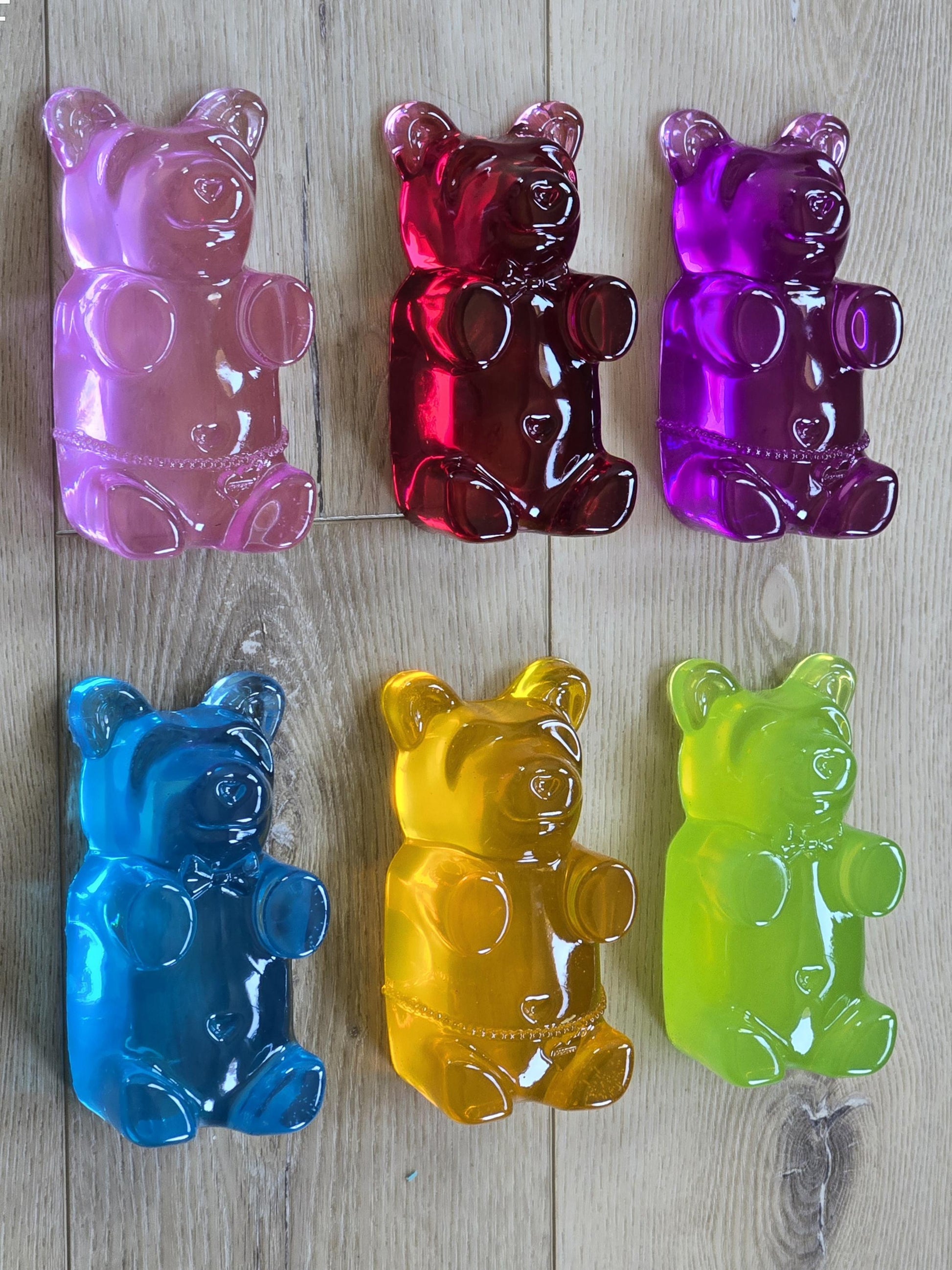Oliver & Olivia Gummy Bear Wall Art | Pop Art Sculpture for Gallery Wall, Nursery Decor, Kids Room Decor, Cute 6 Inch Bear