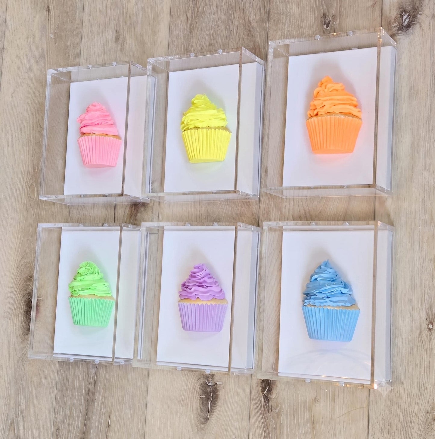 3D Cupcake Resin Wall Art in Clear Acrylic Shadow Box – Pop Art Dessert Sculpture, Custom Candy Kitchen Decor, Unique Birthday Gift for Her
