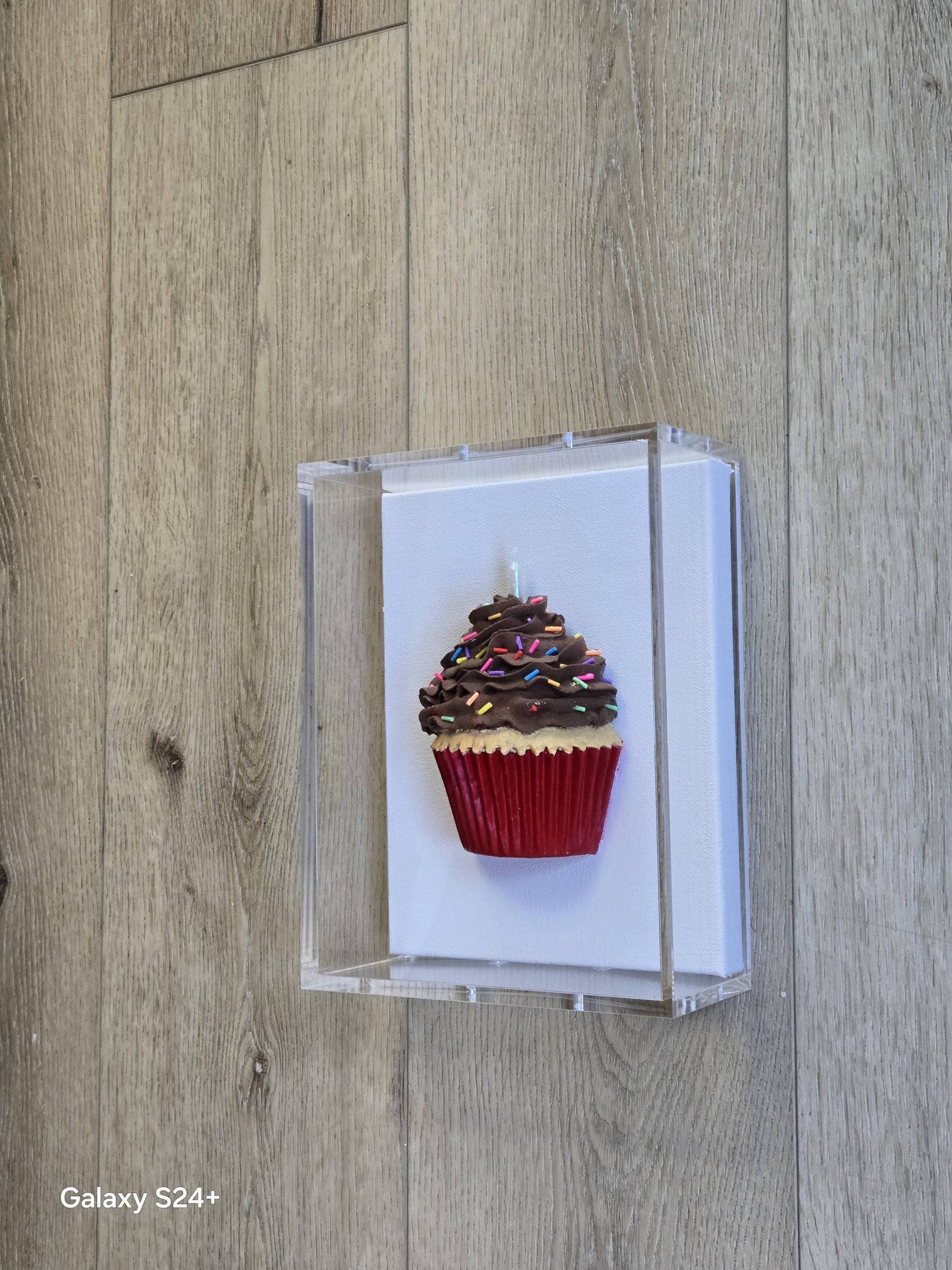 3D Cupcake Resin Wall Art in Clear Acrylic Shadow Box – Pop Art Dessert Sculpture, Custom Candy Kitchen Decor, Unique Birthday Gift for Her