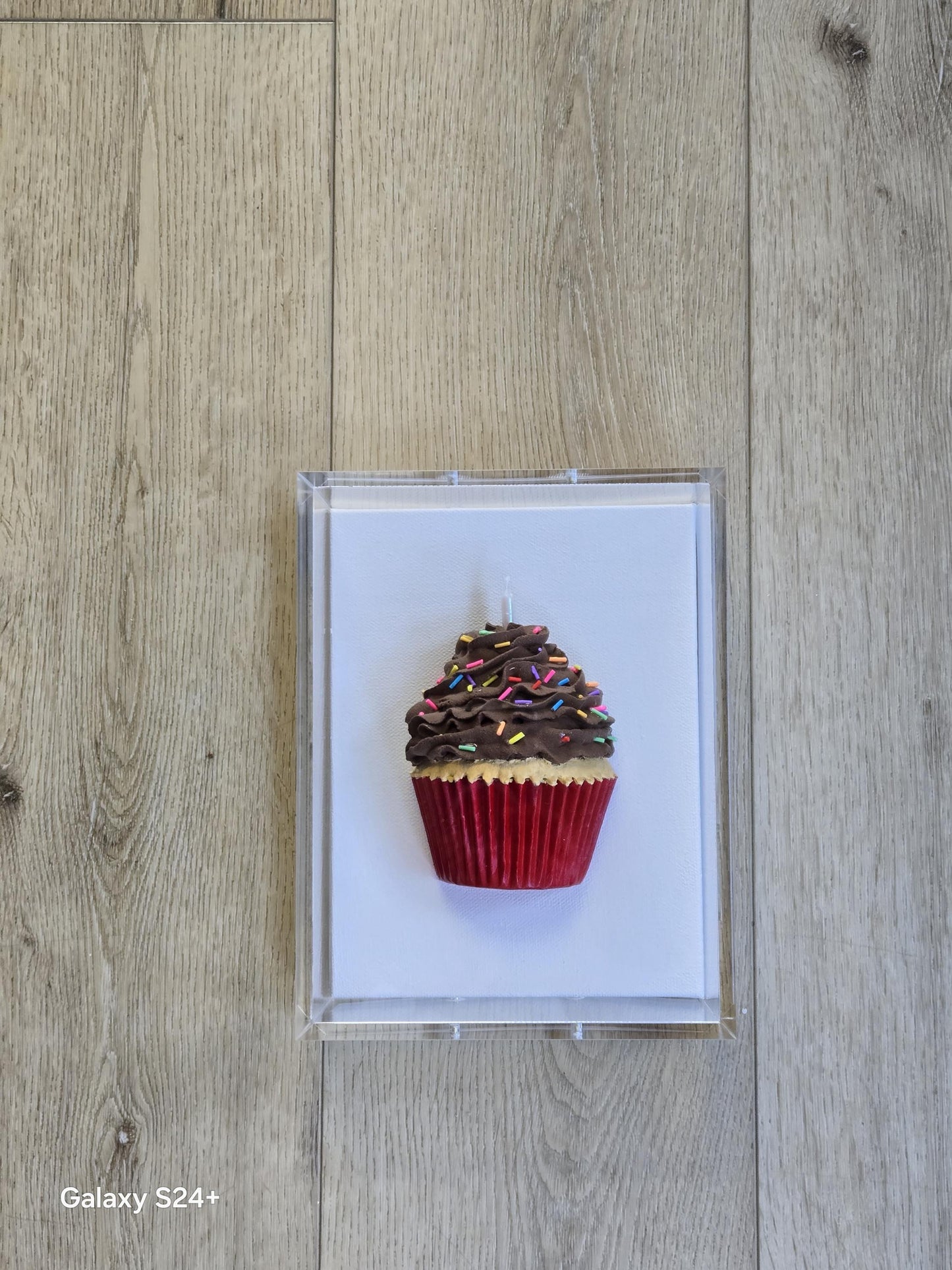 3D Cupcake Resin Wall Art in Clear Acrylic Shadow Box – Pop Art Dessert Sculpture, Custom Candy Kitchen Decor, Unique Birthday Gift for Her