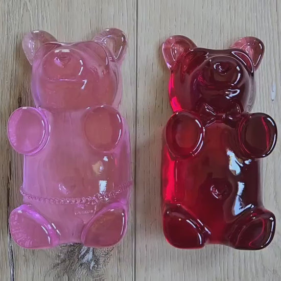 Oliver & Olivia Gummy Bear Wall Art | Pop Art Sculpture for Gallery Wall, Nursery Decor, Kids Room Decor, Cute 6 Inch Bear